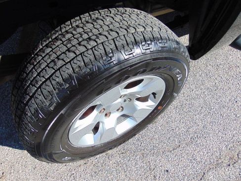 Used 2013 Chevrolet Silverado 1500 LT image 12