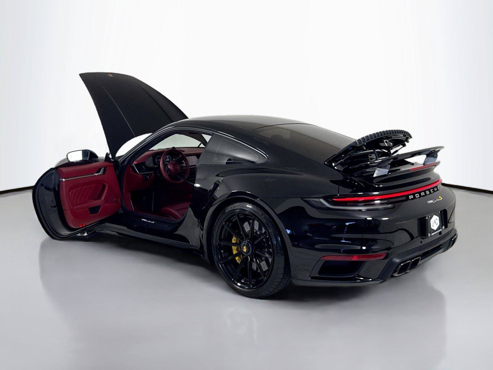 Used 2021 Porsche 911 Turbo S AWD/4WD image 39
