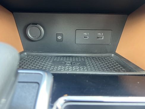 Certified 2024 Nissan Pathfinder Platinum AWD/4WD image 8