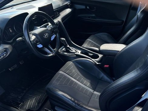 Used 2022 Hyundai Veloster N image 9