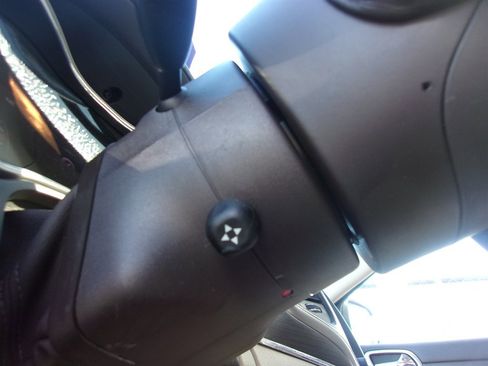 Used 2017 Jeep Grand Cherokee Overland image 26