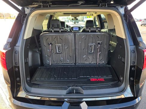 Used 2017 GMC Acadia Denali w/ Technology Package image 14