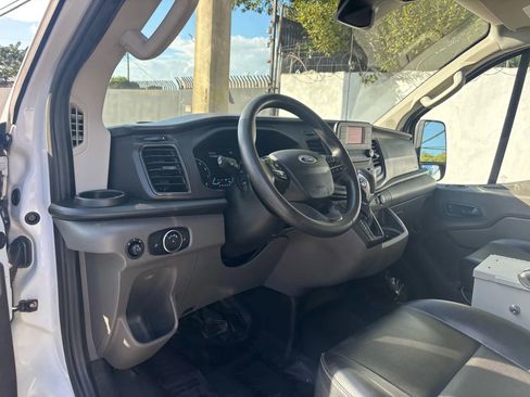 Used 2020 Ford Transit 250 Low Roof image 10