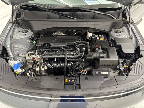 Used 2024 Hyundai Kona SEL w/ Convenience Package FWD image 12