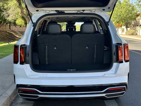 Used 2022 Kia Sorento S w/ Panoramic Sunroof Package FWD image 46