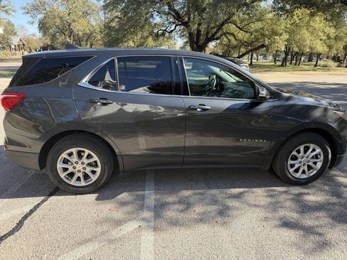 Used 2018 Chevrolet Equinox LT image 6