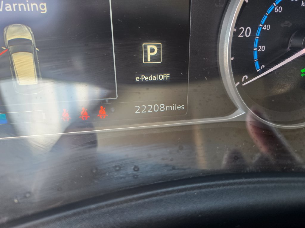 Used 2023 Nissan Leaf S FWD image 11