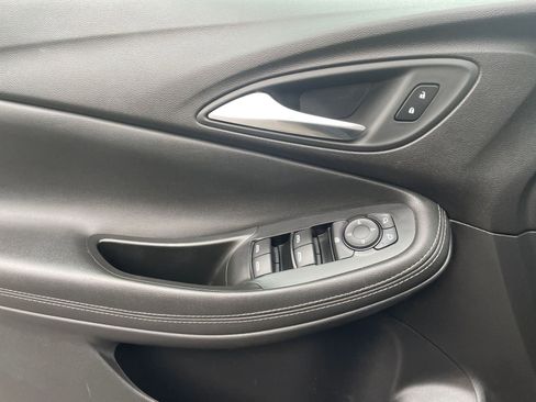 Used 2025 Buick Encore GX Preferred image 20