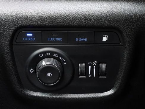 Used 2024 Jeep Grand Cherokee Limited 4xe image 24