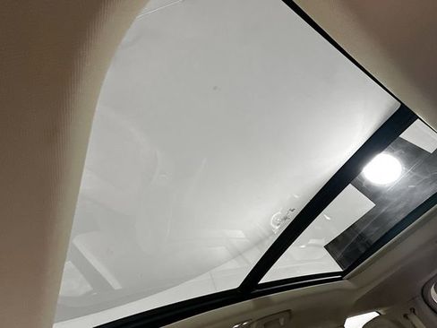 Used 2022 Lincoln Aviator AWD w/ Premium Package image 23