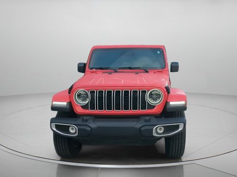 Used 2026 Jeep Wrangler Unlimited Sahara AWD/4WD image 5