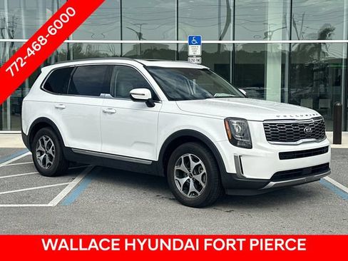 Used 2020 Kia Telluride EX w/ Towing Package FWD image 4