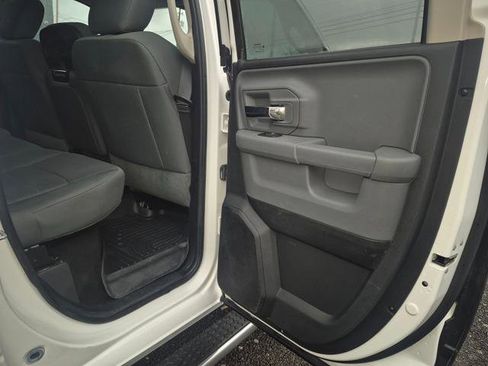 Used 2016 RAM 1500 Classic SLT image 10