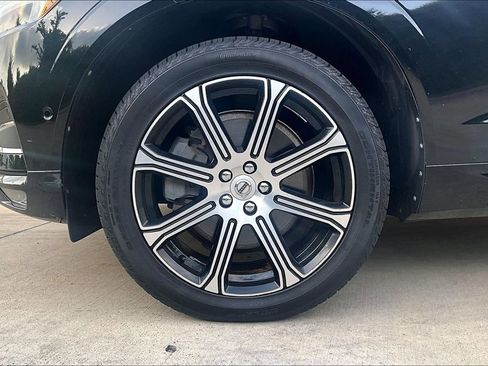 Used 2018 Volvo XC60 T6 Inscription w/ Convenience Package AWD/4WD image 11