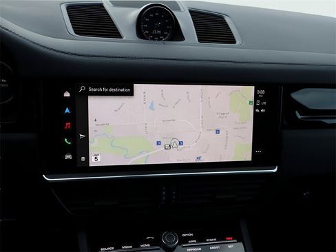 Used 2023 Porsche Cayenne GTS image 21