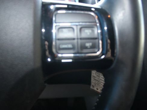 Used 2017 Dodge Grand Caravan SXT FWD image 24