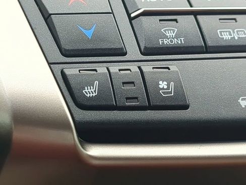 Used 2017 Lexus NX 200t FWD w/ Premium Package image 21