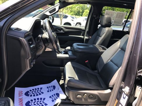 Used 2022 Chevrolet Tahoe LT w/ LT Signature Plus Package AWD/4WD image 25