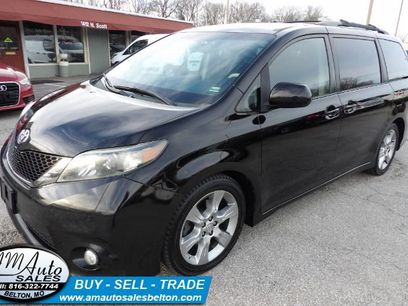 Used 2012 Toyota Sienna SE