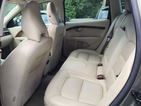 Used 2009 Volvo XC70 3.2 AWD/4WD image 12
