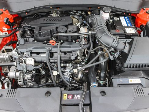 Used 2024 Hyundai Kona Limited AWD/4WD image 27