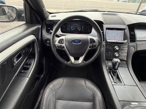 Used 2016 Ford Taurus SEL w/ Equipment Group 201A FWD image 10
