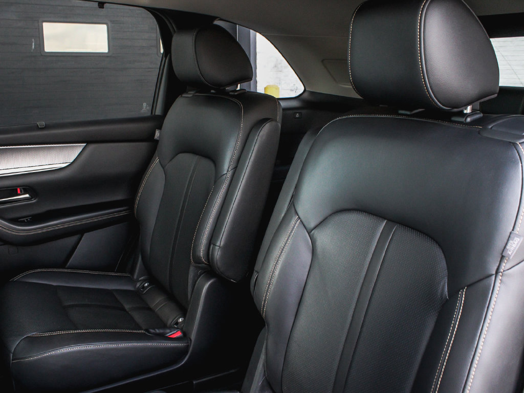 Used 2024 MAZDA CX-90 3.3 Turbo w/ Preferred Plus AWD/4WD image 35