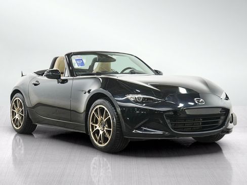 Used 2016 MAZDA MX-5 Miata Grand Touring RWD image 8