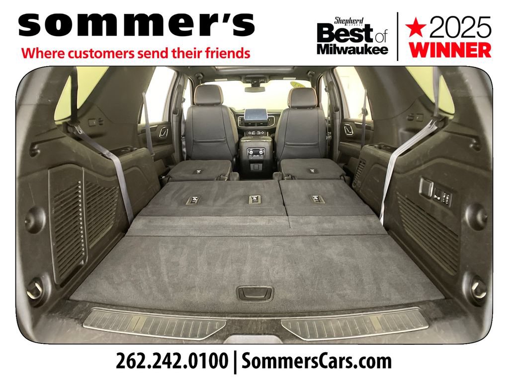 Used 2021 GMC Yukon AT4 w/ Technology Package AWD/4WD image 30