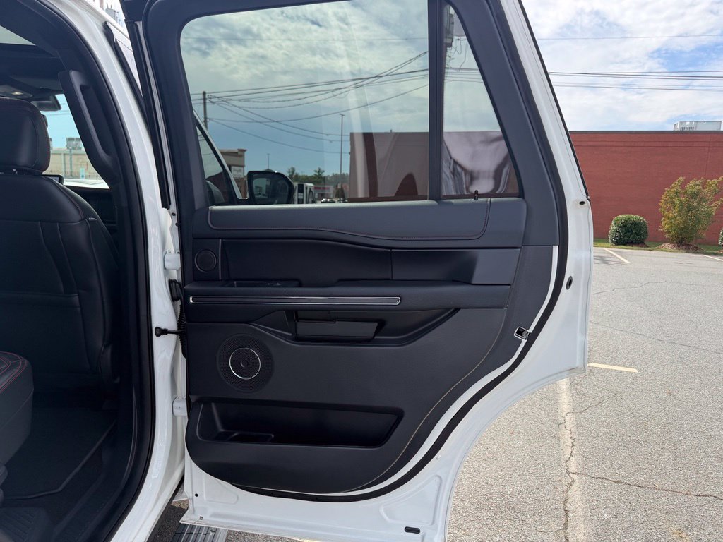 Used 2023 Ford Expedition Limited RWD image 37