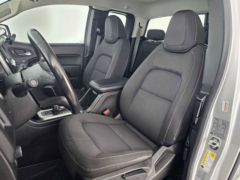 Used 2017 Chevrolet Colorado LT w/ LT Convenience Package image 17