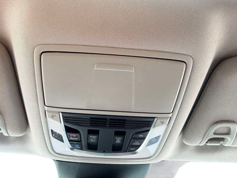 Used 2024 Acura MDX SH-AWD image 33