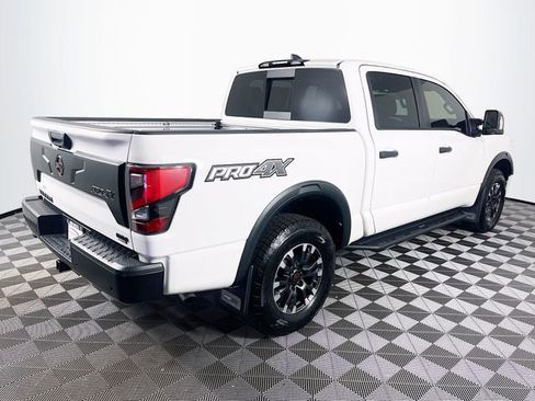 Used 2023 Nissan Titan PRO-4X w/ Pro-4x Convenience Package AWD/4WD image 8