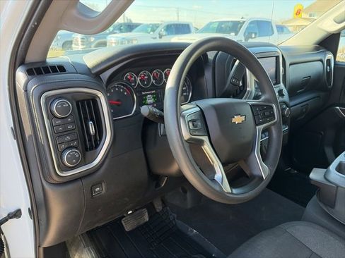 Used 2020 Chevrolet Silverado 1500 LT w/ Trailering Package image 14