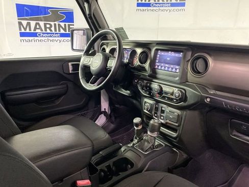 Used 2020 Jeep Wrangler Sport AWD/4WD image 25