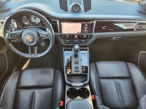 Used 2023 Porsche Macan S image 25