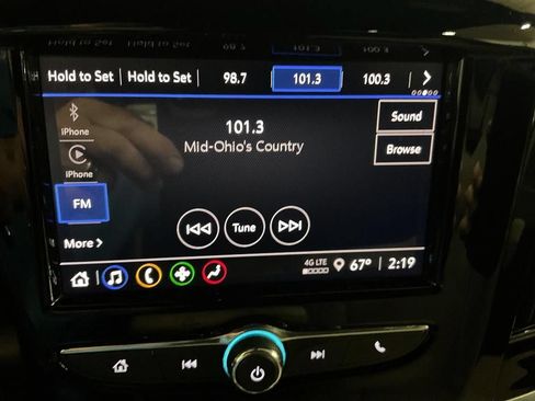 Used 2023 Chevrolet Traverse LS FWD image 18