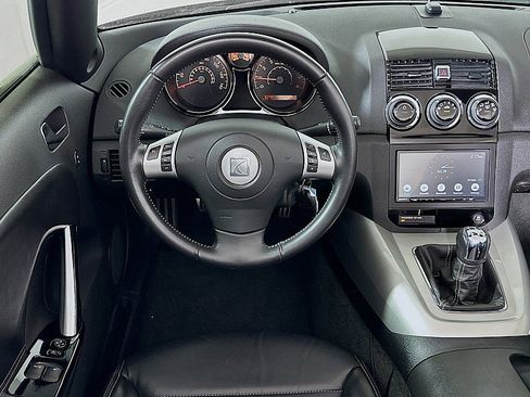 Used 2008 Saturn Sky w/ Premium Trim Package image 20