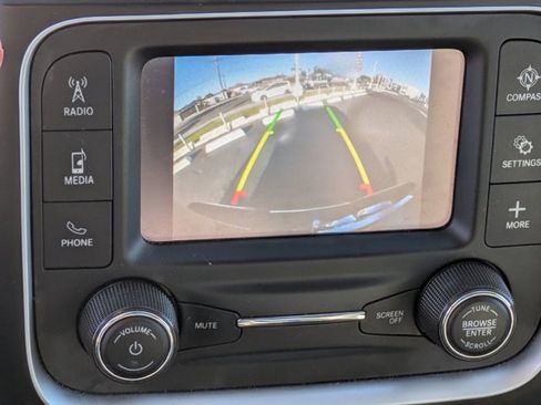 Used 2024 RAM 1500 Classic SLT image 20