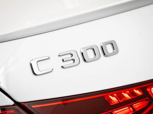 Used 2024 Mercedes-Benz C 300 4MATIC Sedan image 17