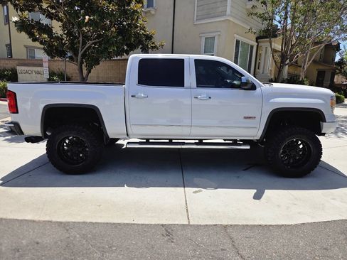 Used 2014 GMC Sierra 1500 SLT w/ All-Terrain Package AWD/4WD image 15