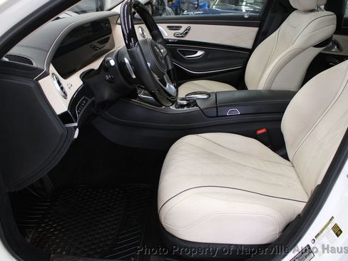 Used 2018 Mercedes-Benz Maybach S 560 4MATIC image 11