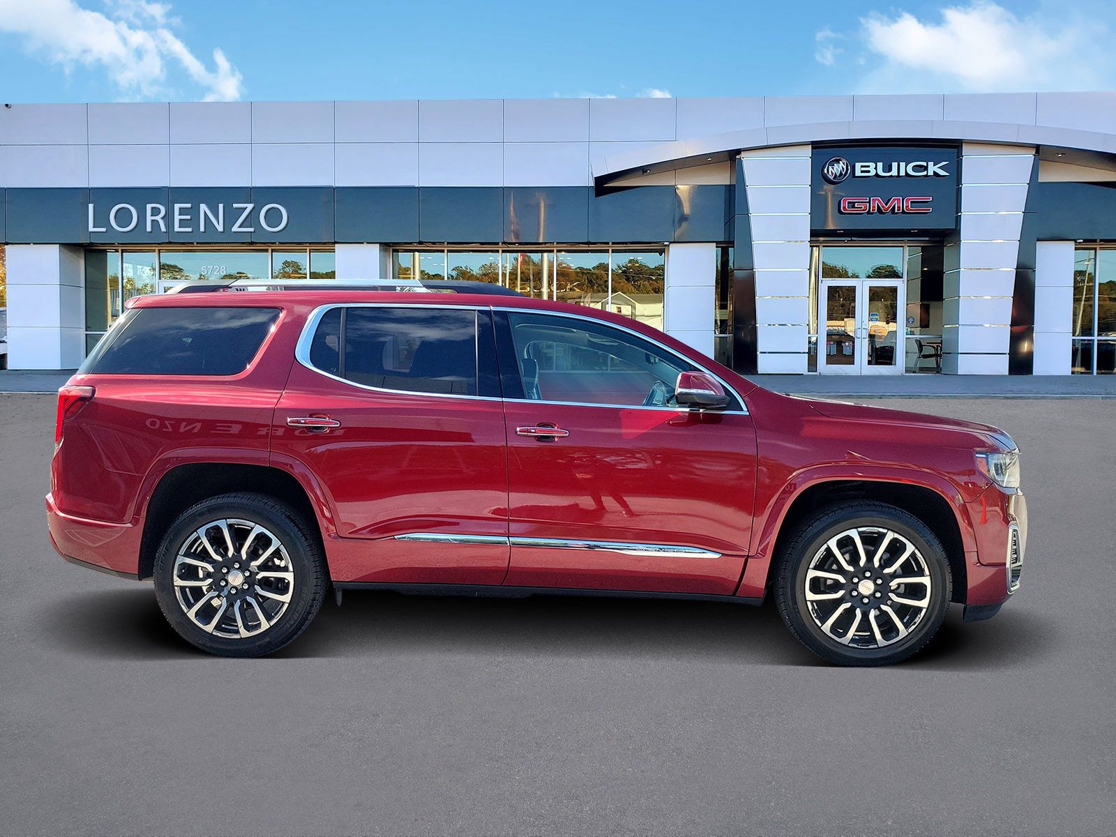 Used 2020 GMC Acadia Denali w/ Technology Package FWD image 4