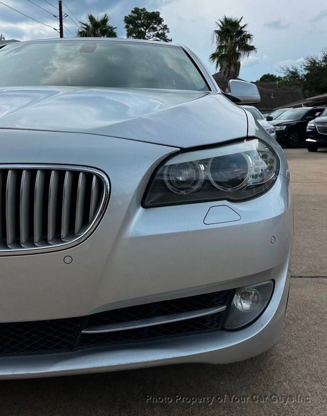 Used 2011 BMW 550i Sedan RWD image 13