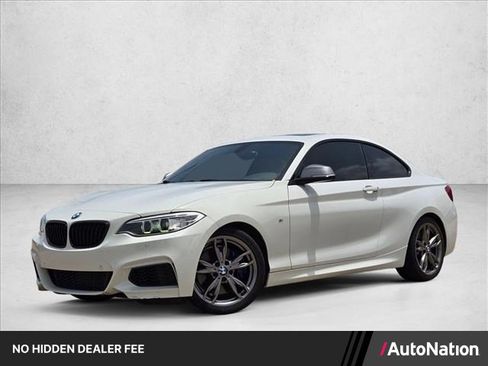 Used 2016 BMW M235i Coupe RWD image 1