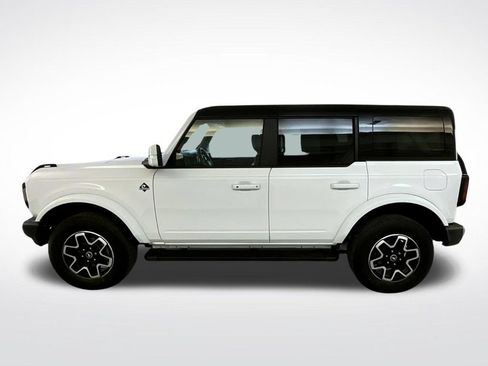 Used 2024 Ford Bronco Outer Banks AWD/4WD image 9