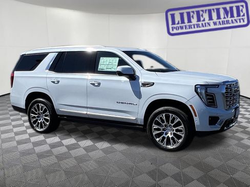 New 2026 GMC Yukon Denali w/ Denali Reserve Package AWD/4WD image 1