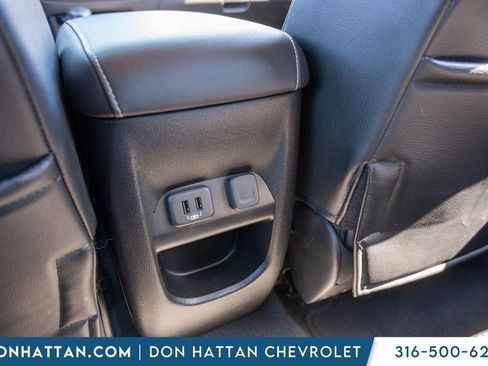 Used 2022 Chevrolet Colorado LT w/ Luxury Package AWD/4WD image 22