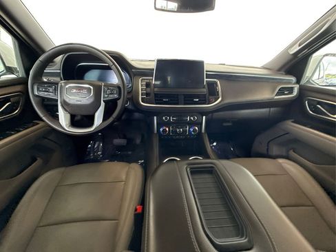 Used 2023 GMC Yukon SLT image 28