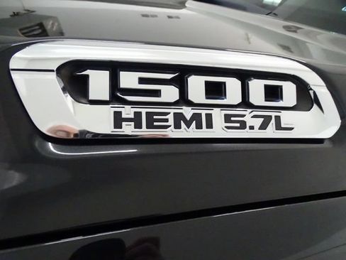 Used 2019 RAM 1500 Big Horn AWD/4WD image 24